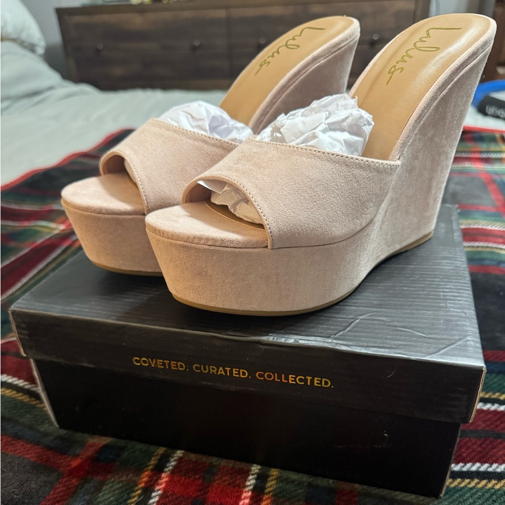Lulu's Tan Wedges Minimalist Slip-On